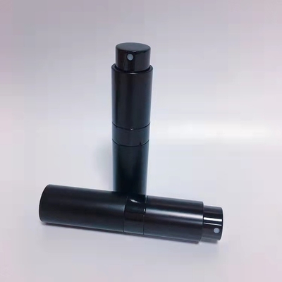 Bouteille rechargeable de bonne qualité en aluminium de jet de parfum de couleur de noir de Mini Aluminum 8ML de voyage