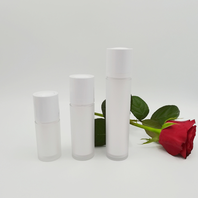15ml 30ml 50ml pour des soins de la peau autour de bouteille privée d'air de pompe de double mur rotatoire
