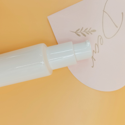 capacité en plastique de tube de lotion de PE de diamètre de 30MM 30ml - tube de barrière de la PCR 50% de 50ml