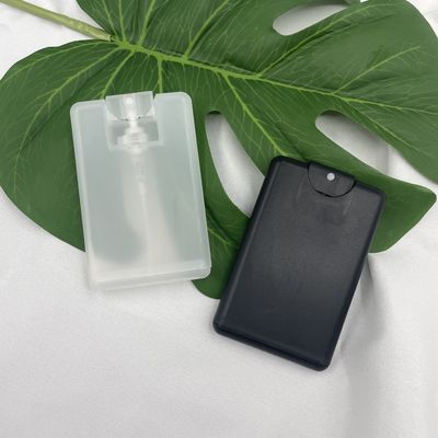 le pulvérisateur en plastique vide 0.06ML/T de carte de crédit de la bouteille pp du jet 20ml a adapté la couleur aux besoins du client