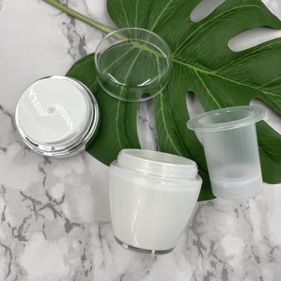 Pots acryliques cosmétiques privés d'air de l'emballage 30g 50g de recharge pour des cosmétiques
