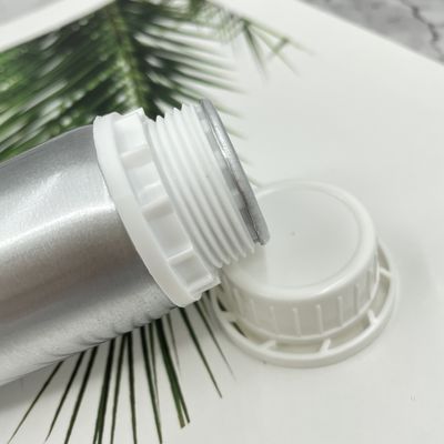 Le jet en aluminium d'huile essentielle met 100ml en bouteille aucune flaque avec le chapeau de rochet