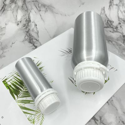 Le jet en aluminium d'huile essentielle met 100ml en bouteille aucune flaque avec le chapeau de rochet