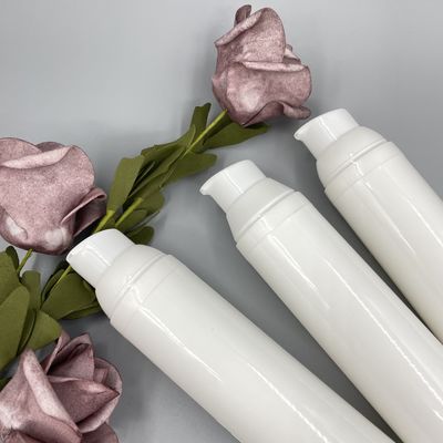 30ml 50ml 75ml 100ml pp se cassent sur la bouteille privée d'air pour le conteneur de soins de la peau