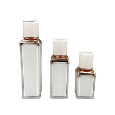 le maquillage vide privé d'air de 15ml 30ml met le chapeau en bouteille carré d'ABS de double mur