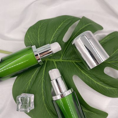 Acrylique vide de luxe des conteneurs 50ml 120ml de bouteille cosmétique ronde de pompe
