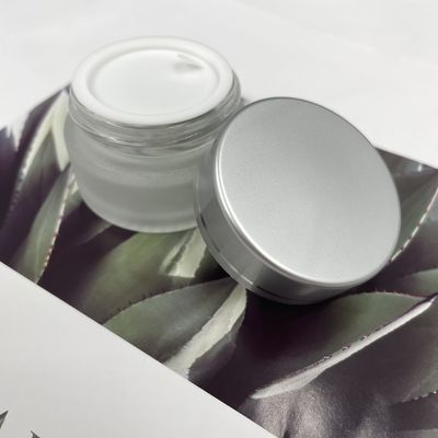 Le cosmétique 20g en verre fait sur commande rond cogne la taille 3.2cm du diamètre 4.7cm d'emballage