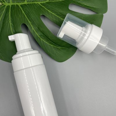Les pompes écumantes de savon de garniture de PE remettent à l'aseptisant 43mm la fermeture 0.68ml chapeau transparent