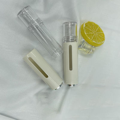 le rouleau de luxe de l'huile 15ml essentielle met la presse en bouteille de bouton d'ABS de Mini Droppe de haute qualité avec la fenêtre