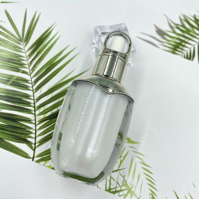 Mur ovale acrylique de double de forme de bouteille de compte-gouttes du conteneur 10ml d'huile essentielle