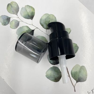 Distributeur de pompe de crème de visage de forme de pingouin 20/410 0.25ML/T avec le chapeau rigide