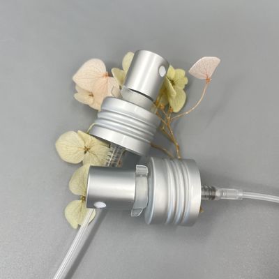 Distributeur Alu de Matt Silver Perfume Pump Sprayer 24/410 dosage 0.12ML avec la serrure d'agrafe