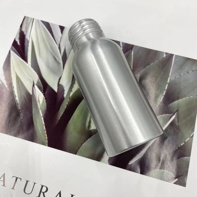 Empêchez la couleur adaptée aux besoins du client par 24mm en aluminium argentée de cou de la bouteille 50ml 35*85mm de fuite