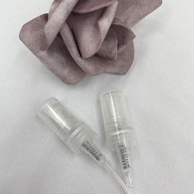 Vis sur la couleur adaptée aux besoins du client de la brume 12/410 de pulvérisateur de pompe de parfum avec le bouchon anti-poussière de pp