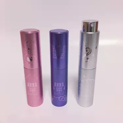 Bouteille en verre remplaçable de luxe de relief de la conception 10ml 8ml de bouteille de jet de parfum d'aluminium