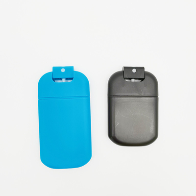 Pulvérisateur de bouteille de carte de recharge 20ml 30ml avec du silicone Lanyard Round Shoulder Design Cap